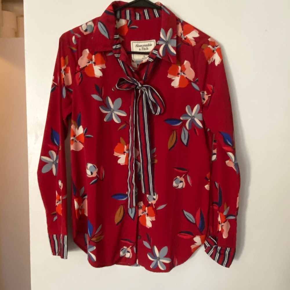 Abercrombie Red Floral Blouse